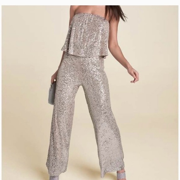 Sage Champagne Sequin Jumpsuit Women’s Small Strapless Wide Leg Party Holiday - Picture 1 of 6
